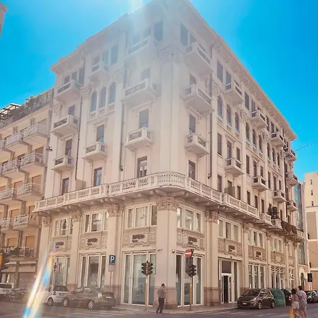 Berga Exclusive 4 Appartement Bari