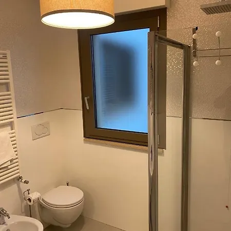 Berga Exclusive 4 בארי